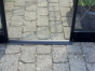 Fundering Qube 68, zwart gecoat