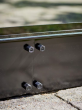 Fundering Qube 610, zwart gecoat