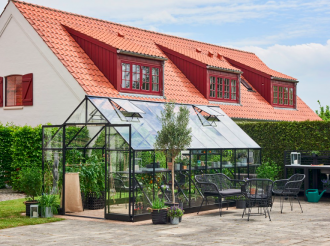 Qube 816 zwart - 261x508 cm (bxl) 135/246 cm (h)